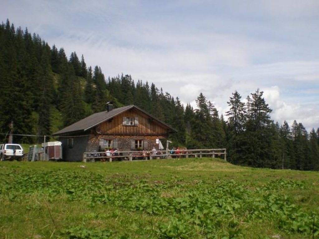 Furkla Alpe unterhalb der Mondspitze